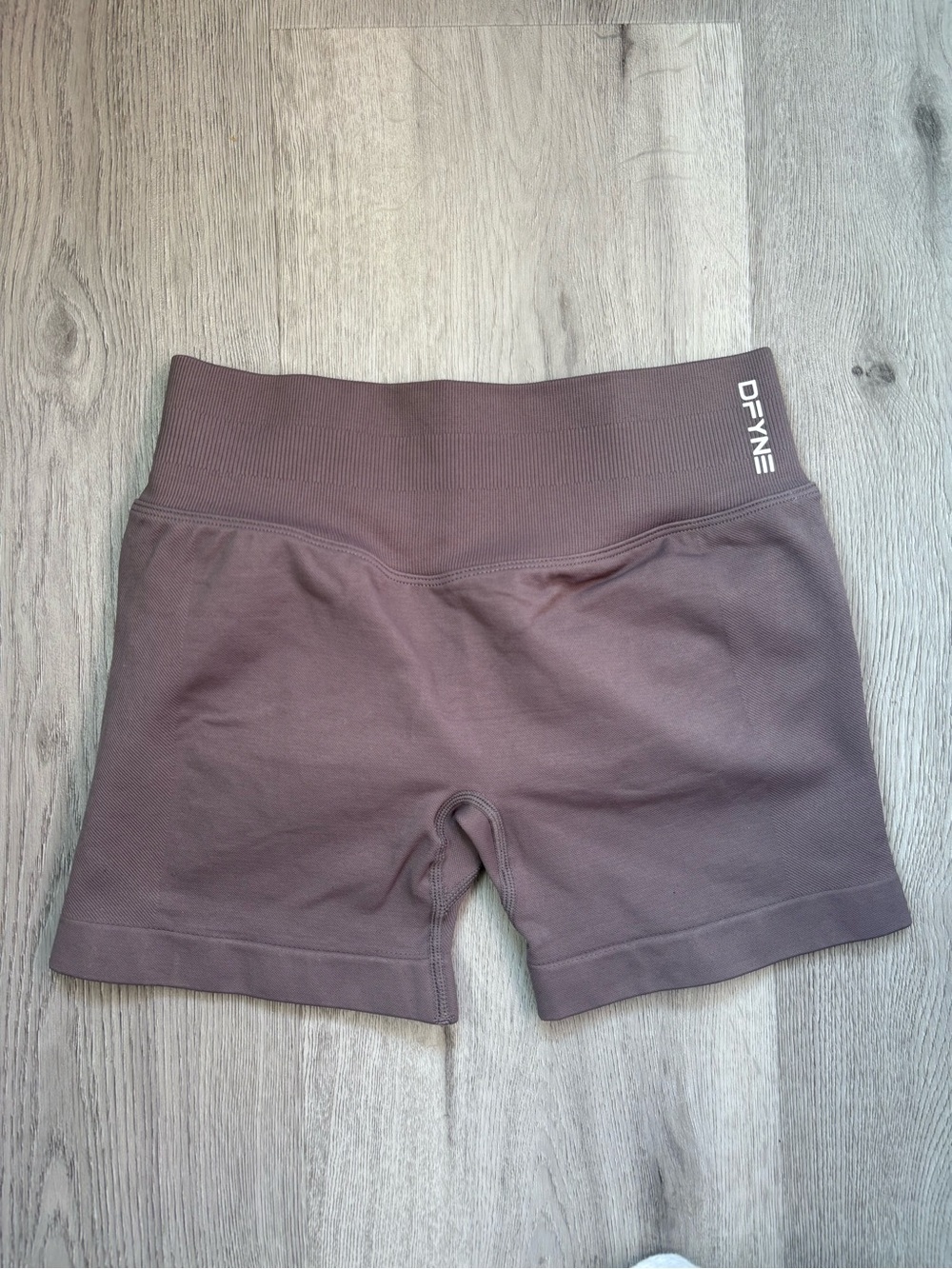Dfyne Truffle 4.5” Impact Shorts Small